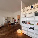 Pergolesi Nest - Authentic - Station *
