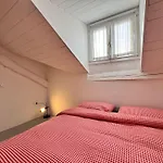 Pergolesi Nest - Authentic - Station Apartament