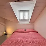 Pergolesi Nest - Authentic - Station *